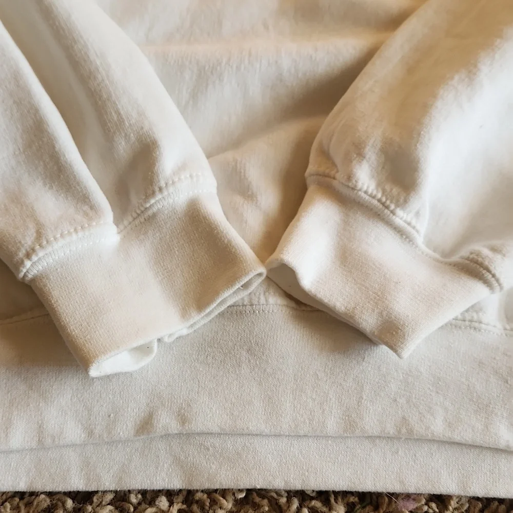 Morgan Wallen white crew neck sweatshirt womans size medium - Picture 5 of 6